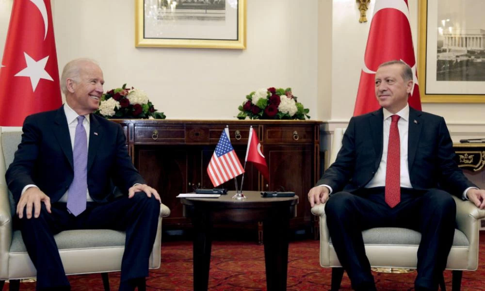 Ο Ερντογάν ζητά τηλεφωνική συνάντηση με Μπάιντεν αλλά... "η κλήση προωθείται"